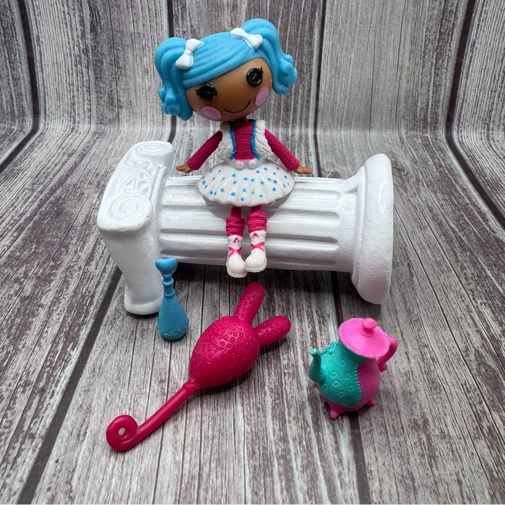Lalaloopsy Mini Doll 4 piece Playset
